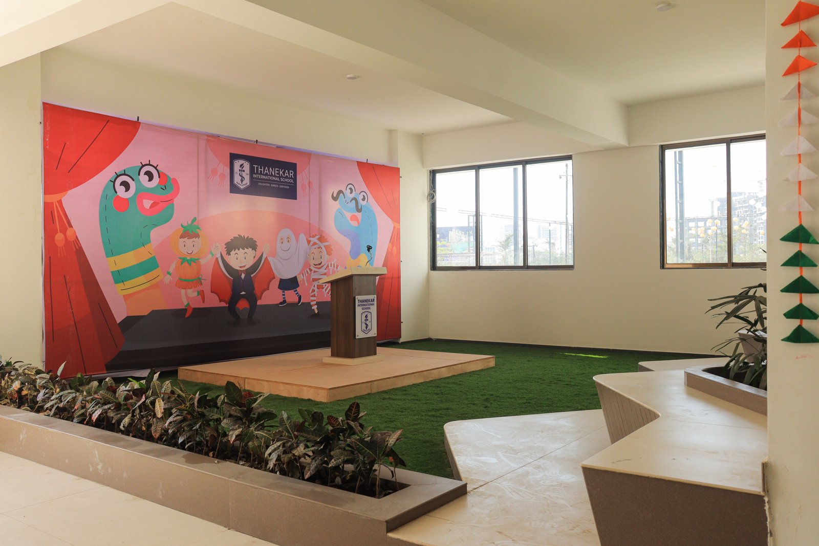 Thanekar International School